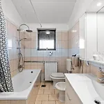 Sea View With Shared Pool בית הארחה 3*