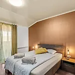 בית הארחה Sea View With Shared Pool