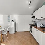 בית הארחה Sea View With Shared Pool פומר