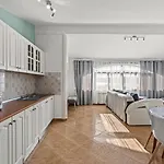 Sea View With Shared Pool 3*