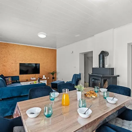 ゲストハウス Sea View With Shared Pool 3*