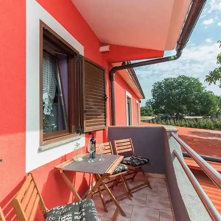 Sea View With Shared Pool 3*