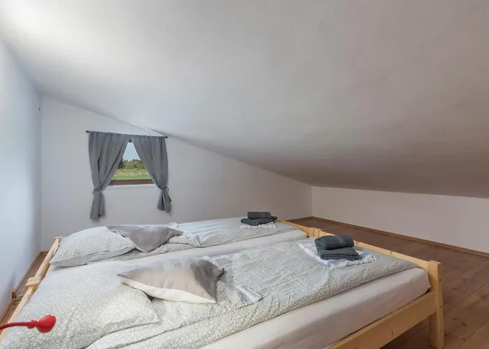 Sea View With Shared Pool Gasthuis 3*