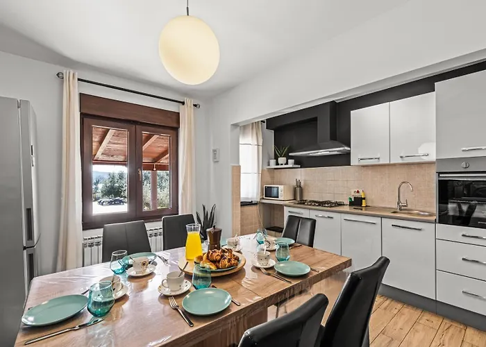 Sea View With Shared Pool Gasthuis Pomer