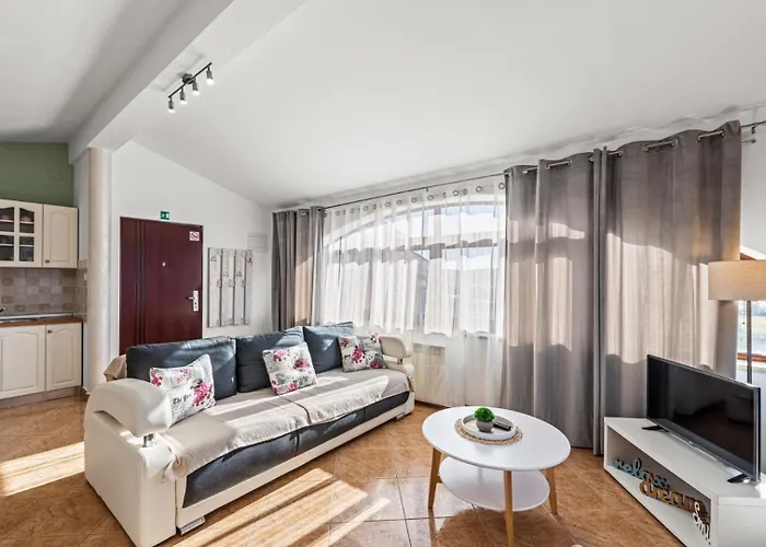 Gasthuis Sea View With Shared Pool 3*