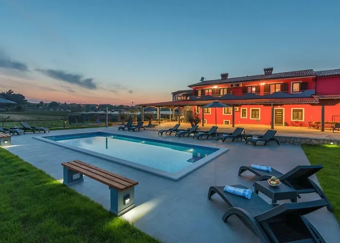 Sea View With Shared Pool