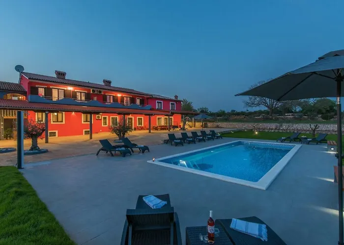 Gasthuis Sea View With Shared Pool 3*