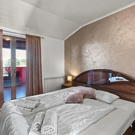 Pensjonat Sea View With Shared Pool Pomer