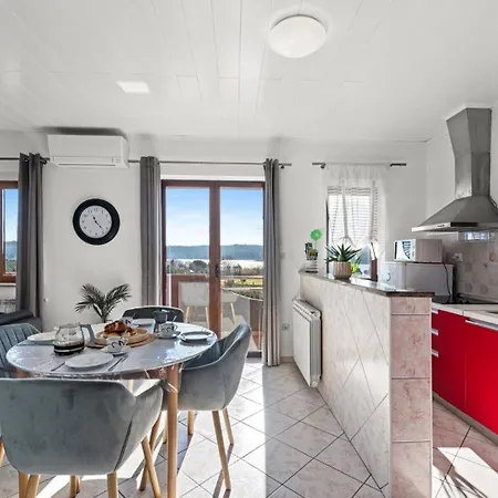 招待所 Sea View With Shared Pool 波梅尔