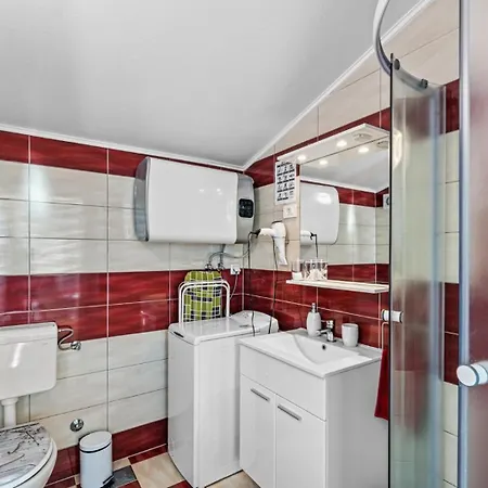 Sea View With Shared Pool 招待所 3*