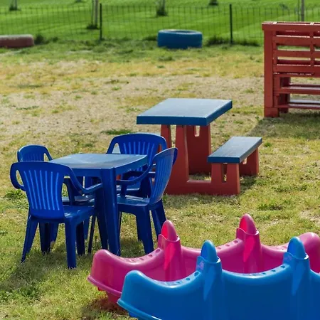 Sea View With Shared Pool 招待所