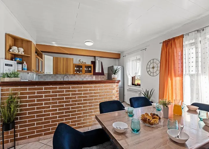 Gæstehus Sea View With Shared Pool