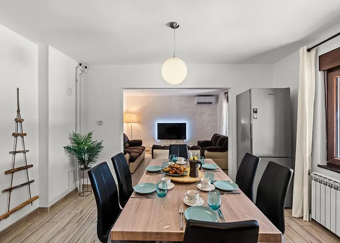 Gæstehus Sea View With Shared Pool 3*